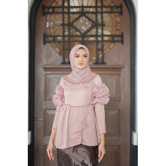 sarah blouse series couple ( brownie )-Blouse (PAKAI BALON)