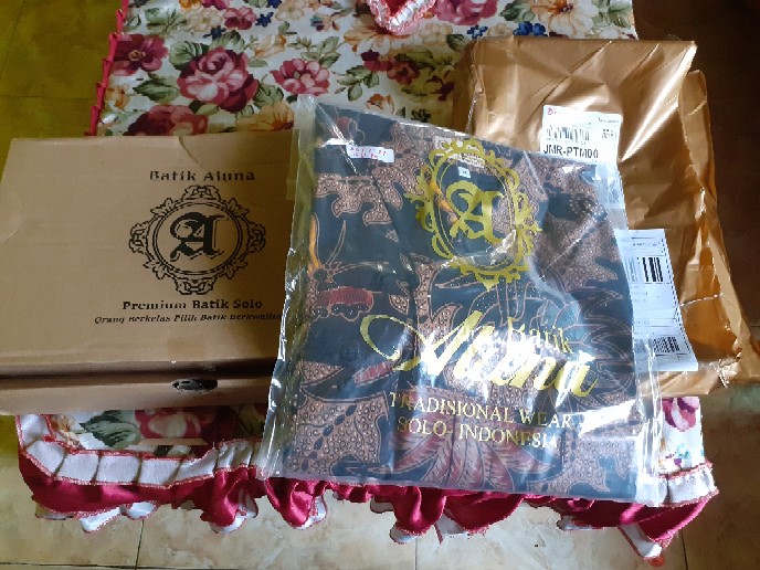 Baju Batik Pria Premium Kemeja Lengan Panjang Asli Solo Batik Aluna Pcw 063