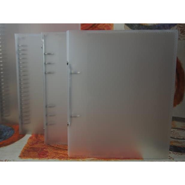 

➜ Binder Plastik B5 26 lubang Model Keren ┌.