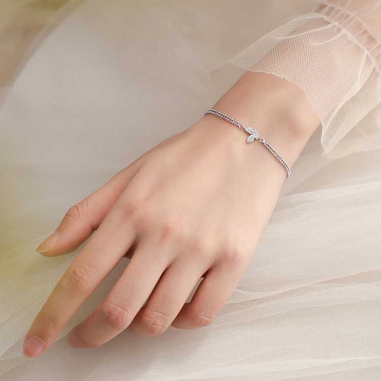 Gelang Rantai Silver Titanium Steel Liontin Kupu-Kupu Hias Kristal Berlian Gaya Korea Untuk Wanita