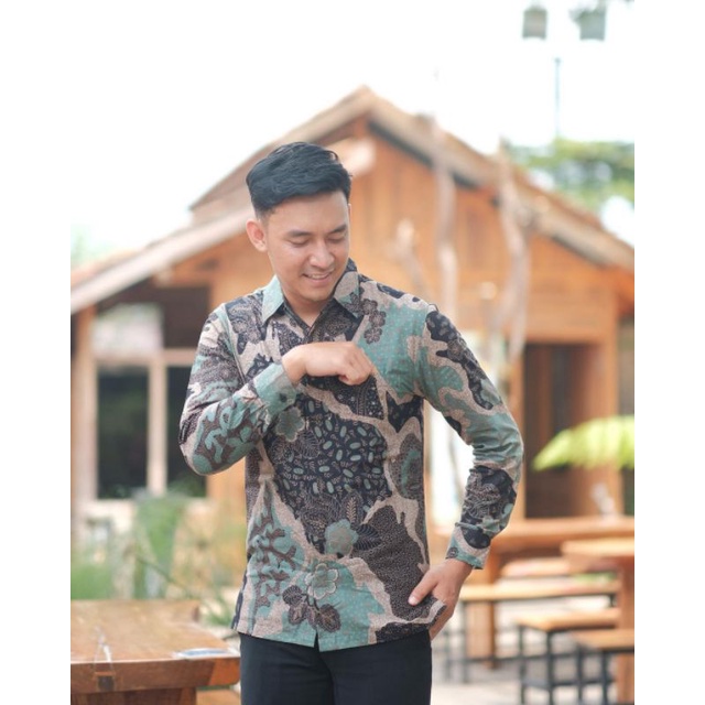 Batik Couple Kebaya Modern Kebaya Tunangan Lamaran Baju Wisuda Batik Brukat Terbaru-KEMEJA AJA(GREEN)