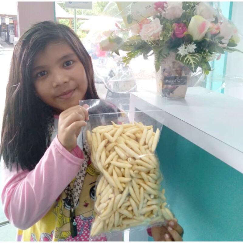 

STIK GABUS KEJU | SNACK PEKANBARU | CEMILAN PEKANBARU | CEMILAN PKU | SNACK PKU