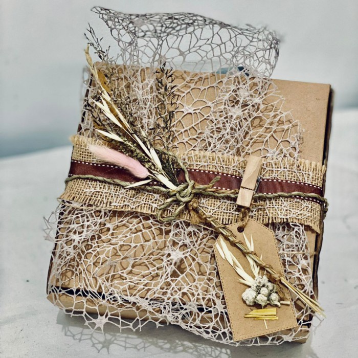 Paket DIY Box Hampers Gift Box Hampers Kotak Kado Rustic