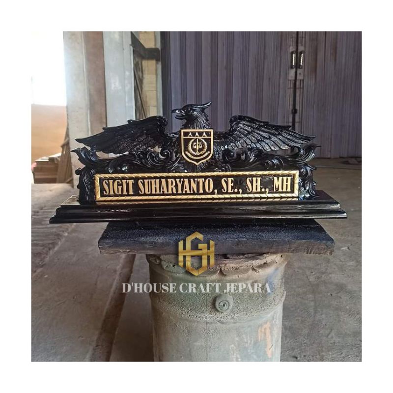 

Papan Nama Meja Kantor Model Elang Kayu Jati