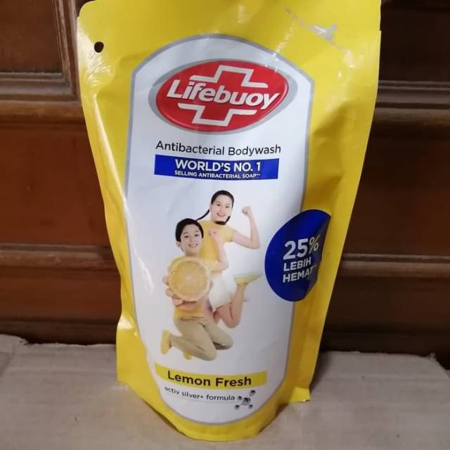 Sabun mandi cair Lifebuoy refil 450ml / 400 ml Lemon