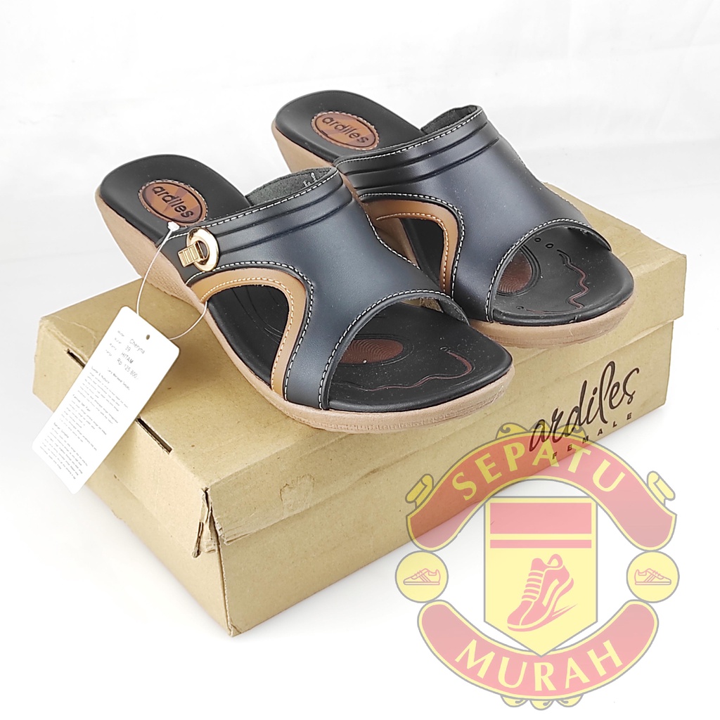 Sandal Wanita Ardiles Cherryna - Hitam