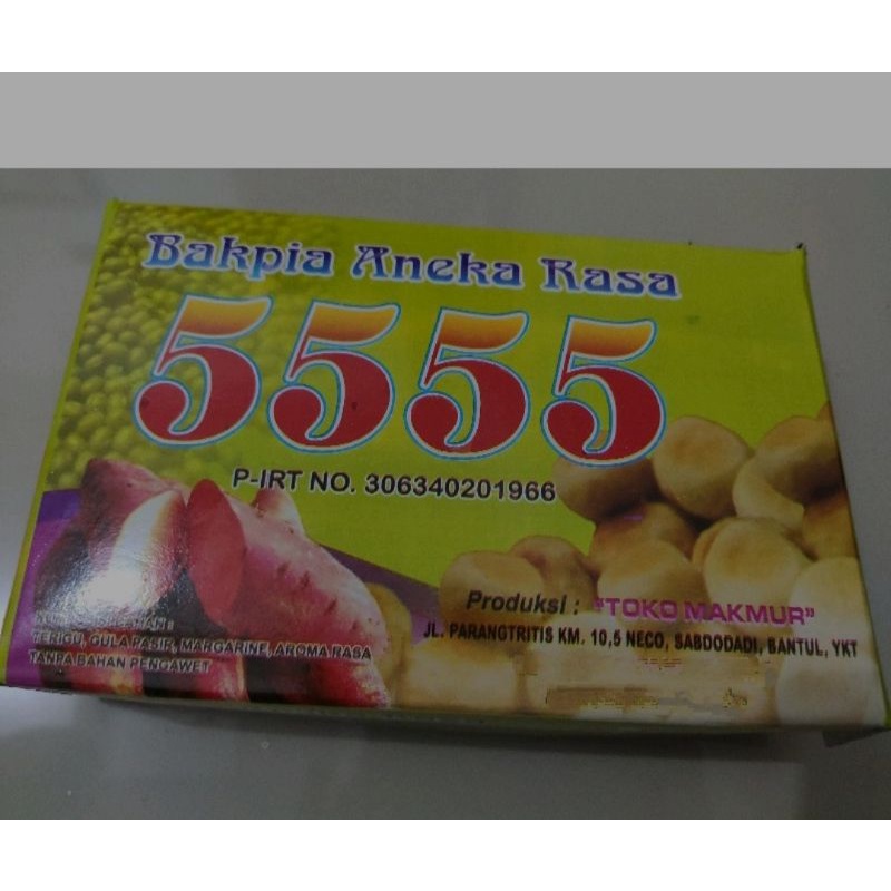 

Bakpia 5555 isi 10pcs Bakpia Jogja Kacang Ijo Kumbu Hitam