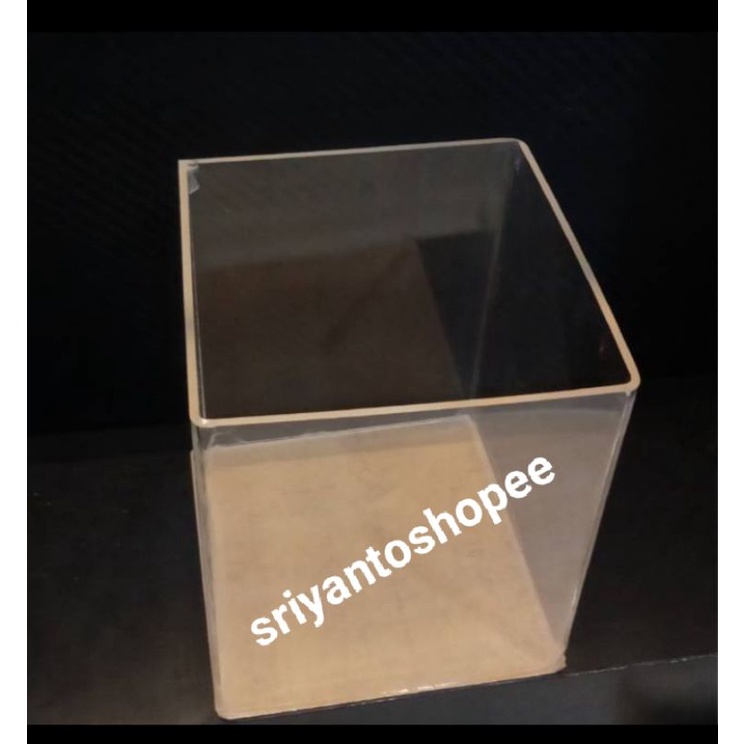 Soliter akrilik 10 x 10 x 15 / soliter cupang /soliter selfi /soliter promo / soliter 10 x 10 x 15