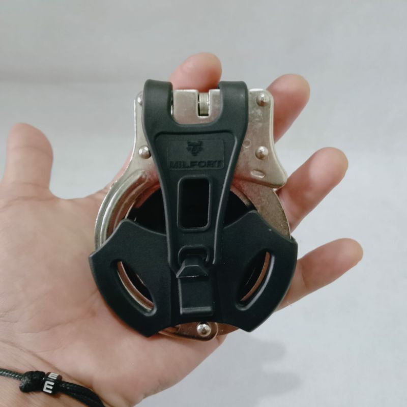 set holster milfort+borgol tangan / set holster dan borgol