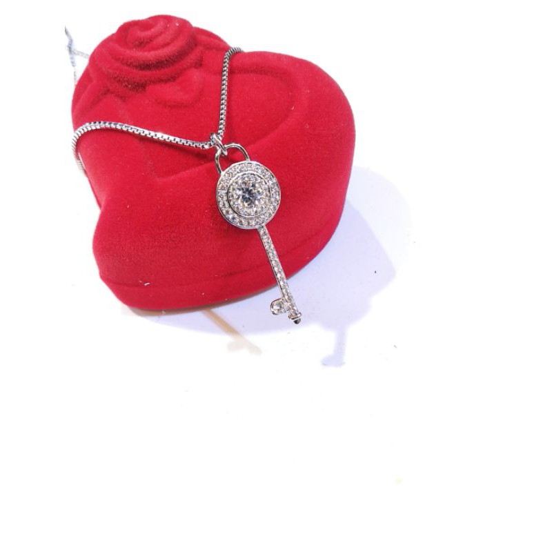 KALUNG LAPIS EMAS 18K/KALUNG KUNCI
