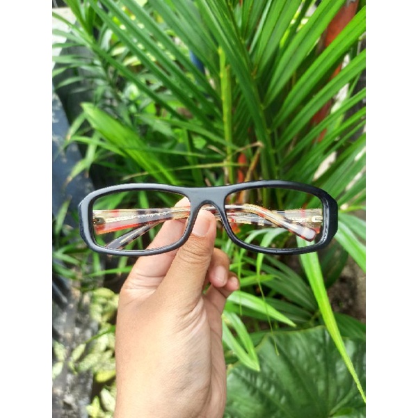 kacamata vintage merk Burberrys By Safilo Italy