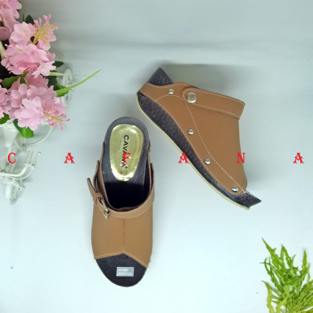 Sandal Wedges Wanita Elegan SDW221