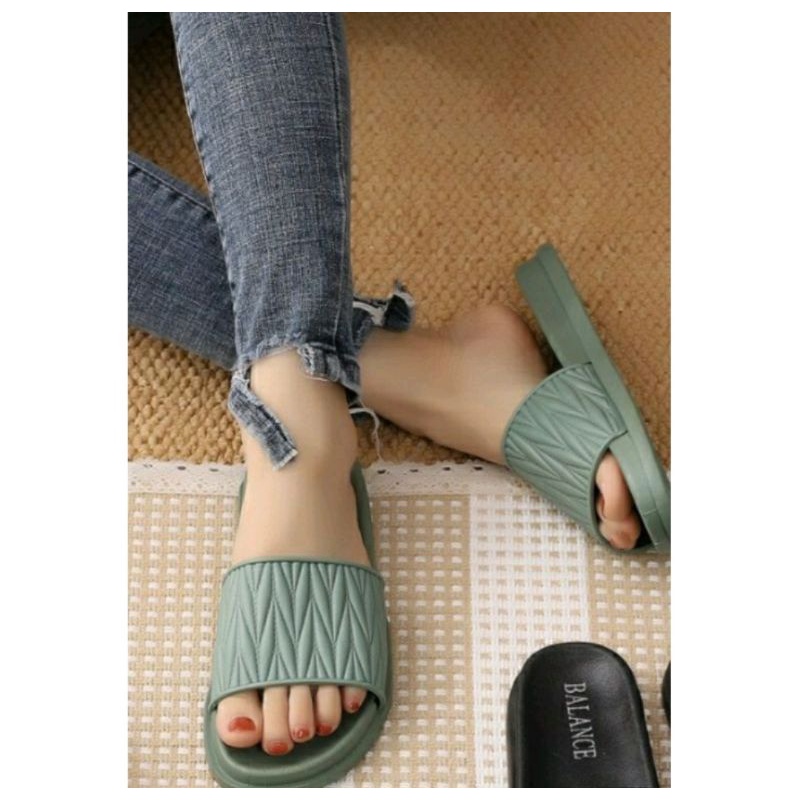 Sandal Jelly Slop Balance Terbaru