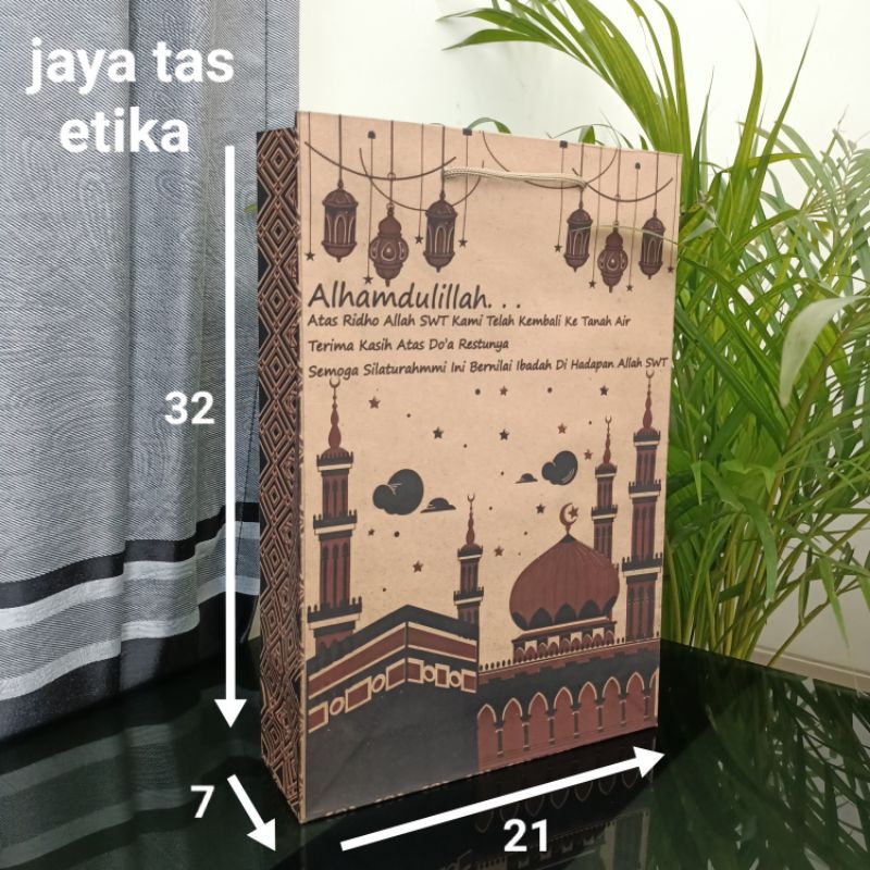 (1lusin =12 psc) paperbag haji /tas kertas haji umroh /souvenir haji P21xL7xT32