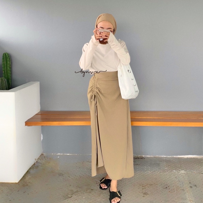 YASMIN SKIRT// rok serut// rok korea// korea style