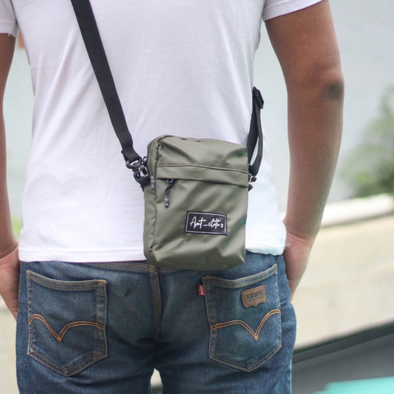 Amt_Cloth's - Tas Selempang Waterproof Sling Bag Phone Card Holder Penutup Resleting Rantie Series