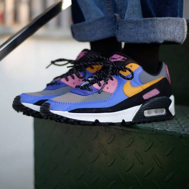 nike air max 90 king of the mountain