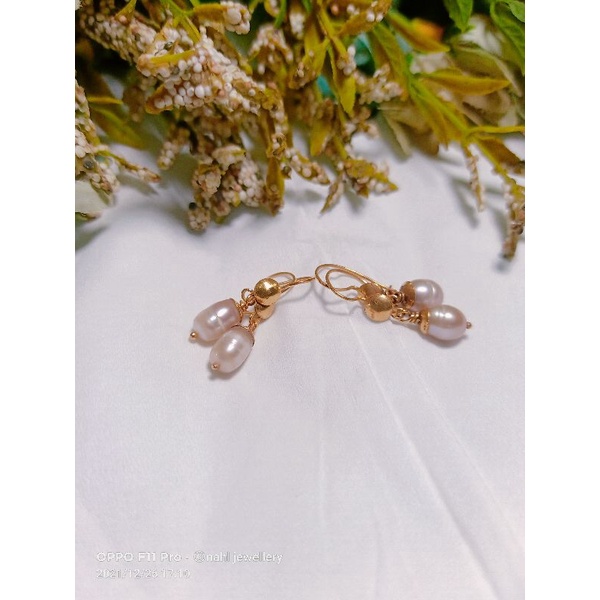 anting emas muda mutiara air tawar asli