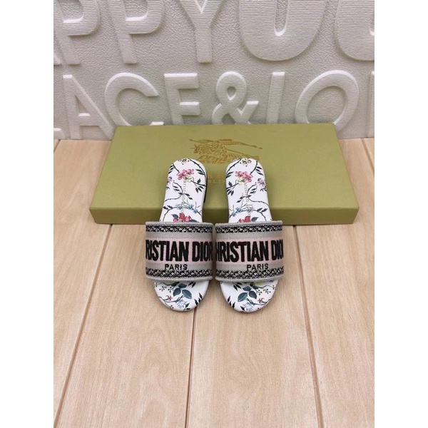 sandal dior anak dway dior girl slip on