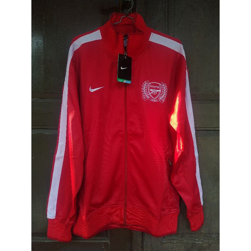 Jaket retro arsenal merahh