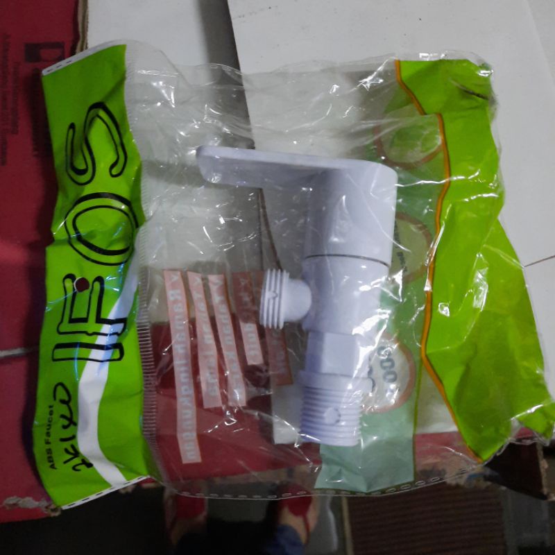 stopkran stop kran F shower engkol plastik pvc putih ifos