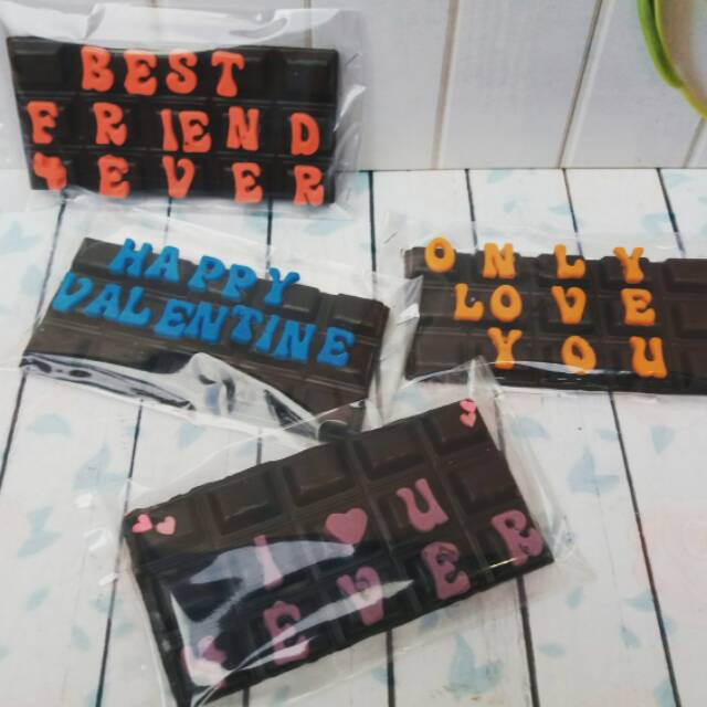

Coklat valentine block 100gr