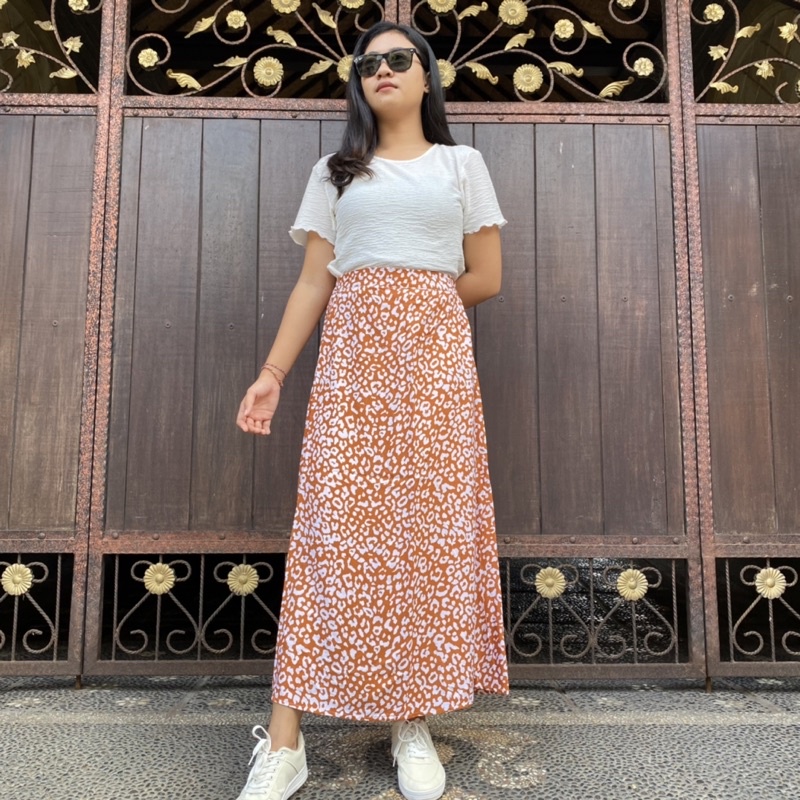 Rok Wanita / SKIRT POLKA