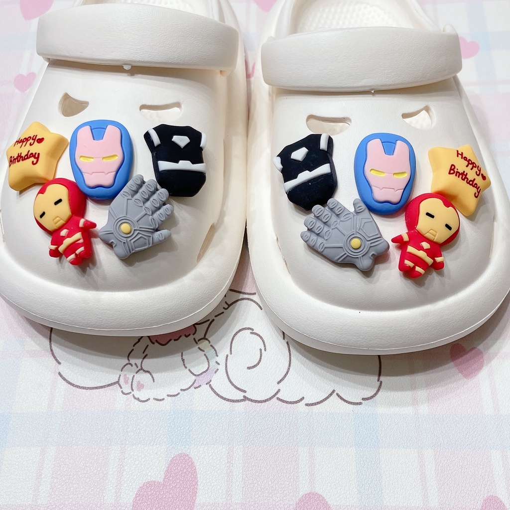 Aksesoris Kancing Sepatu Desain Kartun Iron Man Crocs Jibitz Untuk Anak Laki-Laki Dan Perempuan