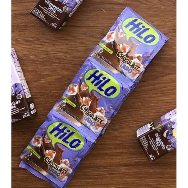 

Hilo Chocolate taro/Hazelnut 1 renceng isi 10 sachet