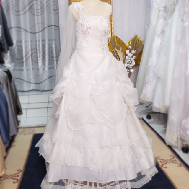 gaun wedding putih second bridal gown second preloved baju pengantin second