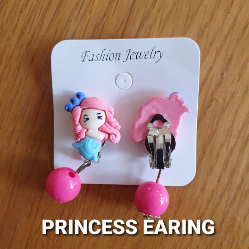 ANTING KOREA ANAK JEPIT MOTIF PRINCESS PRINCES CLAY GIWANG KAWAII LUCU IMPORT GIWANG AKSESORIS