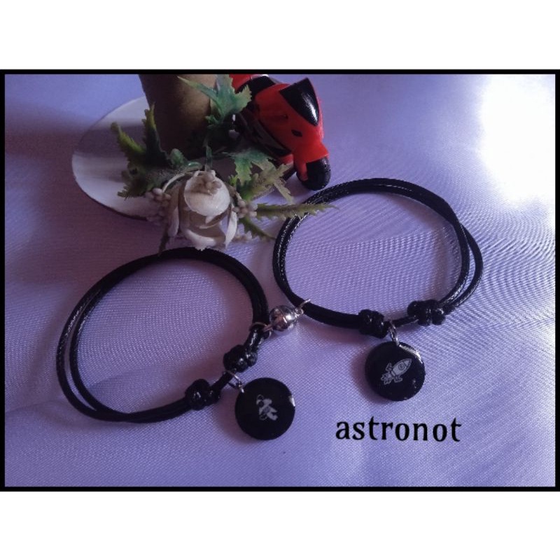 [TERMURAH COD ] @GELANG COUPLE ASTRONOT/FREE BOX