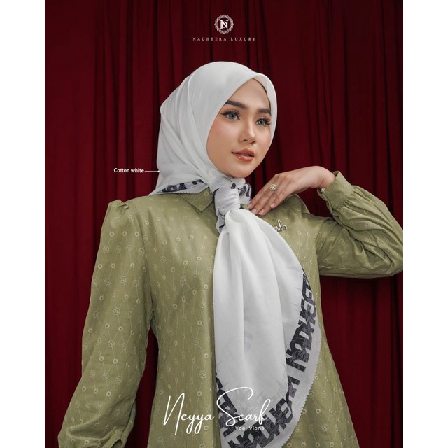 Neyya Scraf nadheera luxury