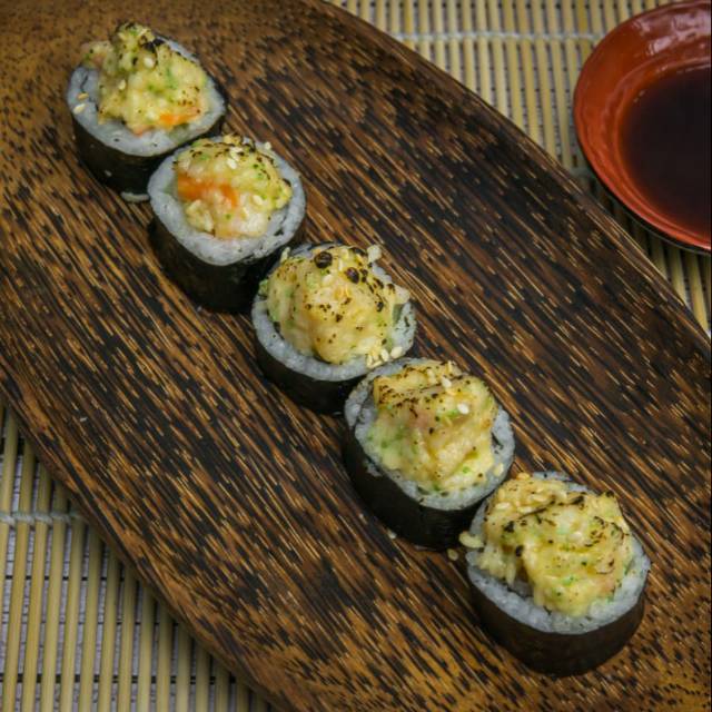 

Flaming Cheese Dory Roll