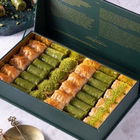 

MIX BAKLAVA ORIGINAL TURKI KARAKOY GULLUOGLU (MAKANAN IMPORT TURKI) BY JASTIPDITOURKEY