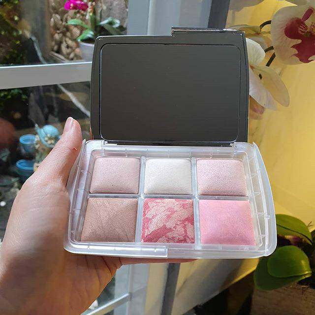 Hourglass Ambient Lighting Edit Ghost / Ghost Unlocked