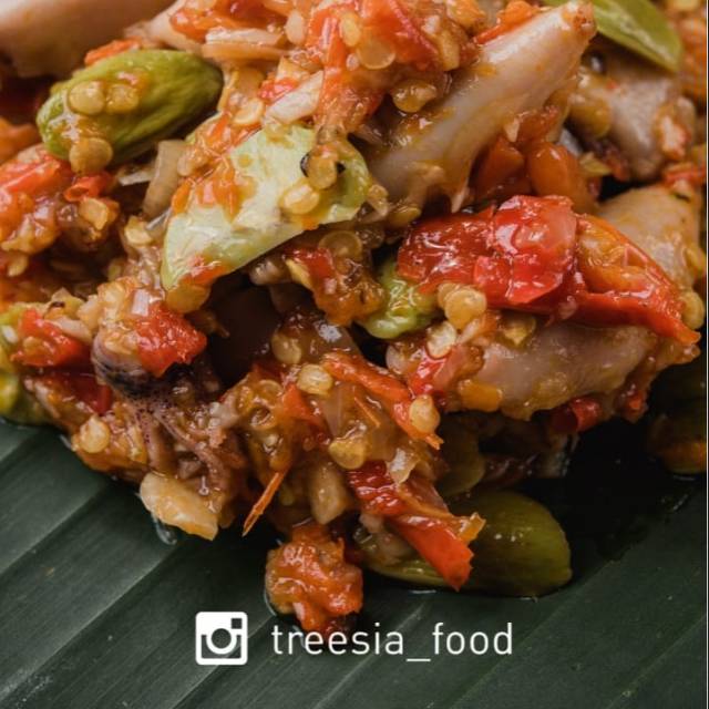 

Treesia food - sambel / sambal cumi pete level 1