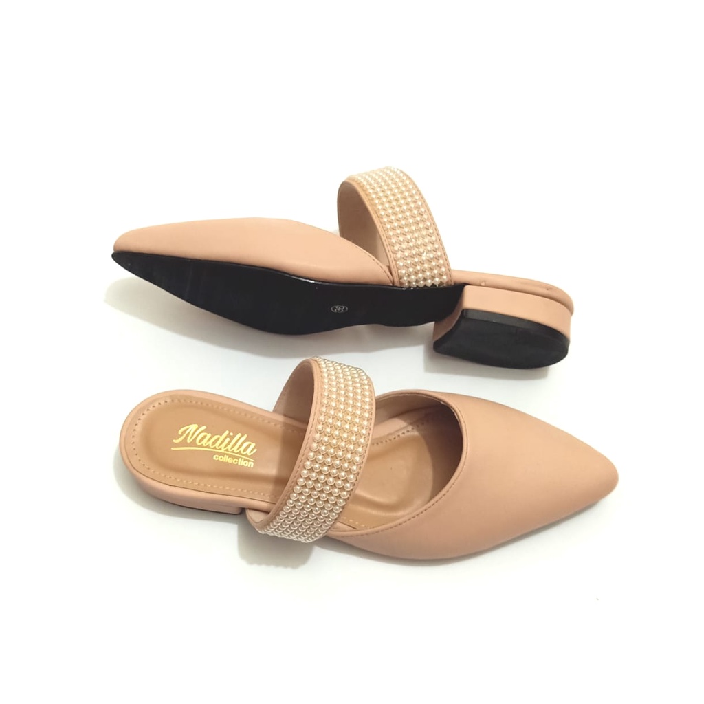 Nadilla Collection1364 Sandal Sepatu Mules Wanita Flatshoes Wanita Sepatu Sandal Mules Sepatu Teplek Wanita Terbaru