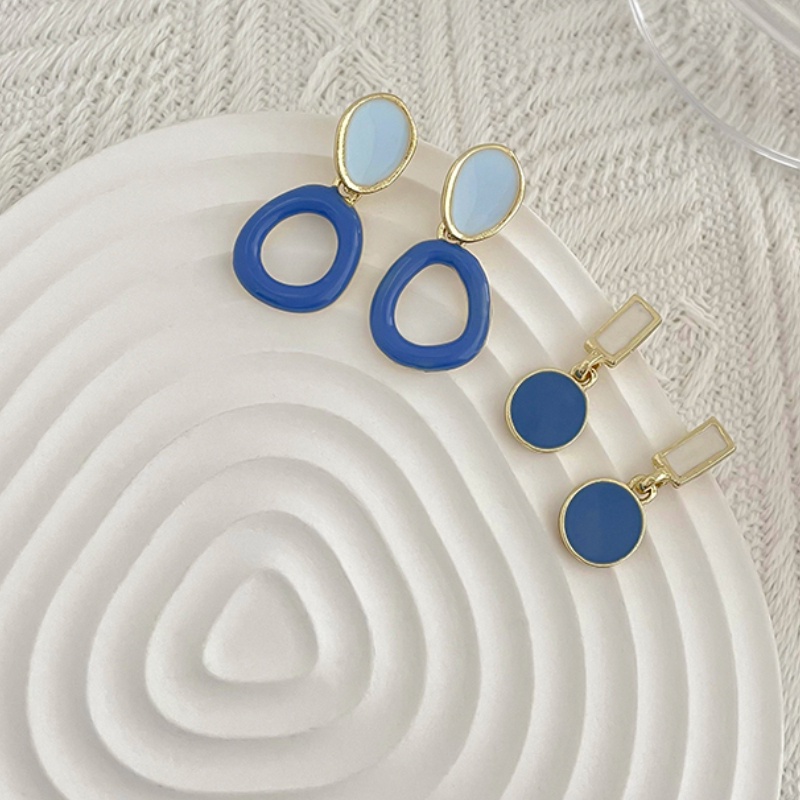 Anting Tusuk Model Pita Warna Biru Untuk Wanita