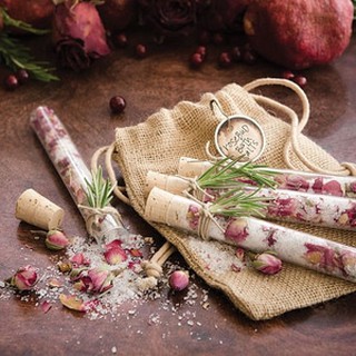 French Rose Buds Dried Rose Flower Bunga Mawar Perancis French Rose Buds Dried Rose Flower Bunga Mawar Perancis