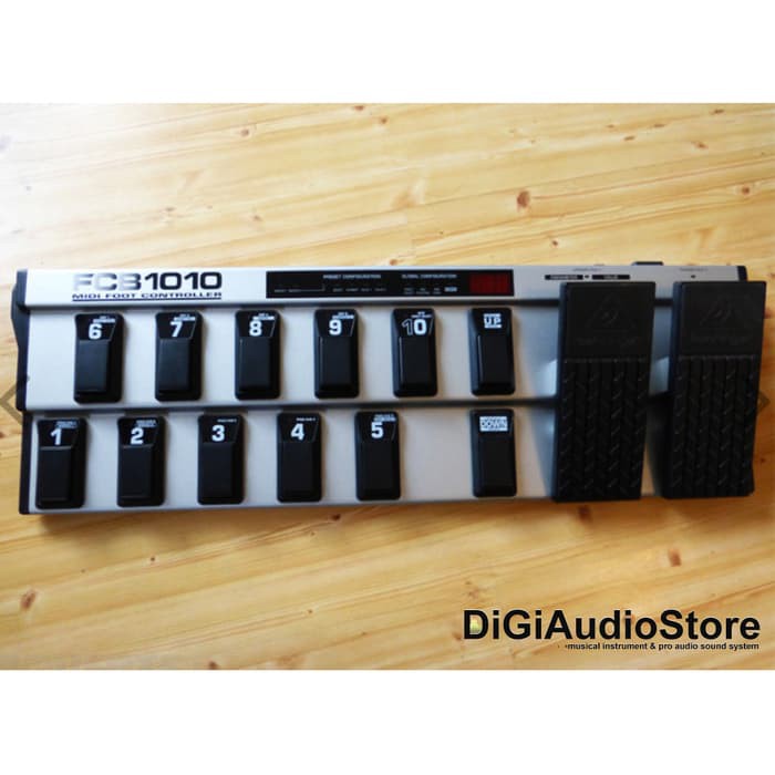 ALAT MUSIK  Behringer FCB1010 FCB 1010 MIDI Foot Controller Pedal Keyboard Drum