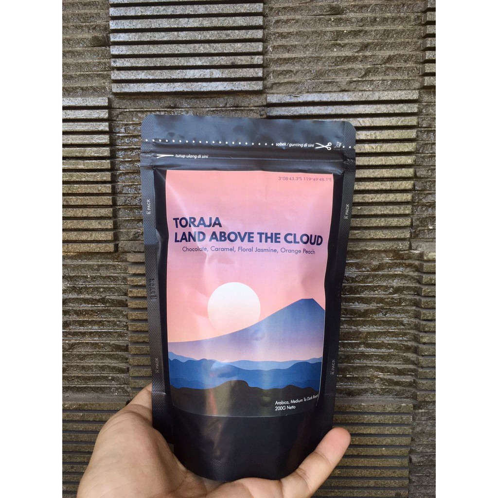 

Kopi Arabika Toraja Land Above The Cloud 200 gram