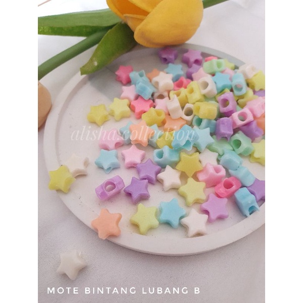 Mote Manik Bintang Lubang Besar