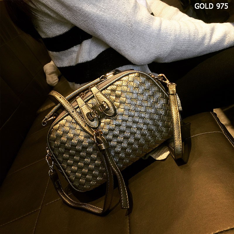 WD 975 Gold / Hitam / Pink