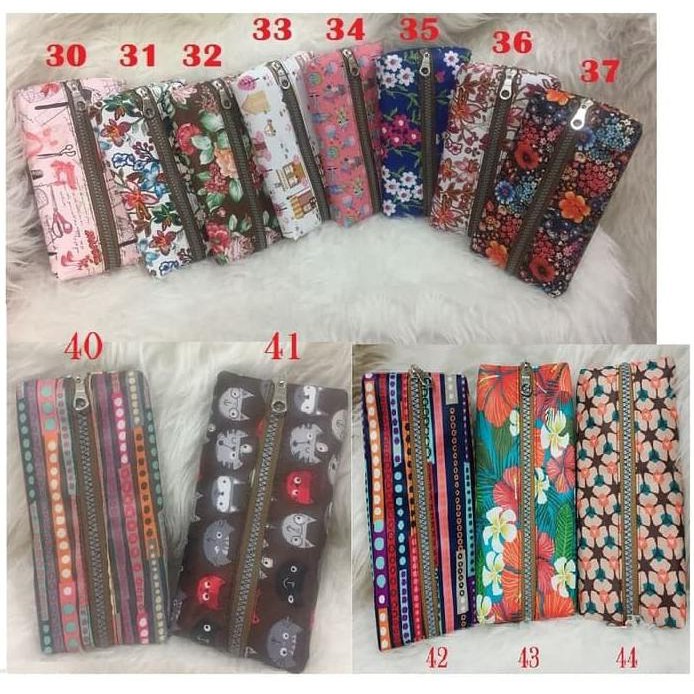 

Dompet Tempat Tissue,Souvenir,Kado,Hadiah Best Quality