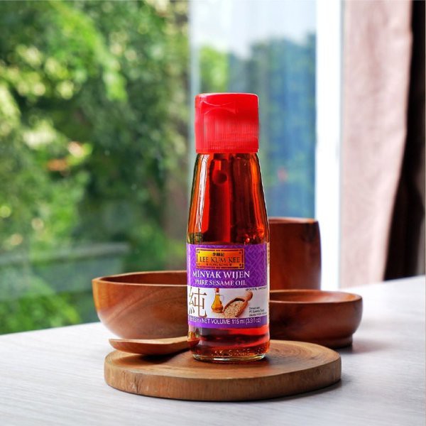 LEE KUM KEE MINYAK WIJEN MURNI 115 ML PURE SESAME OIL HALAL BUMBU