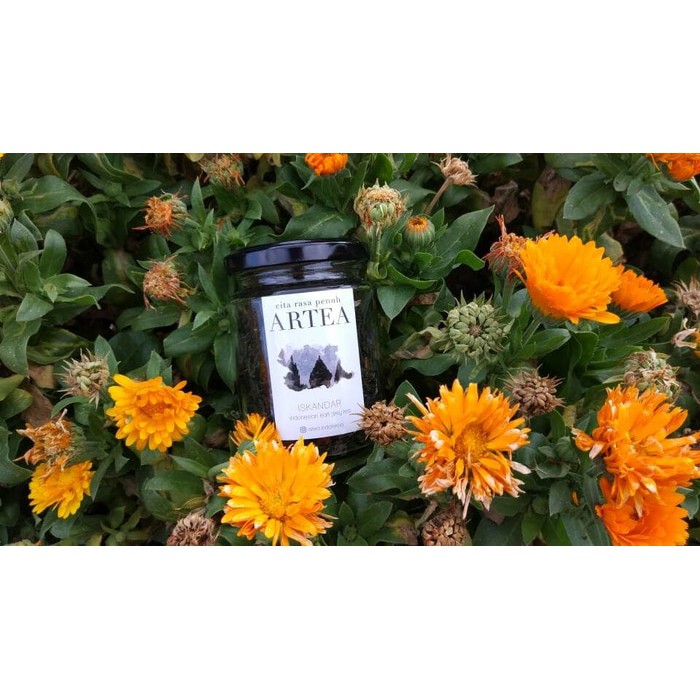 

Iskandar - Indonesian Earl Grey Tea