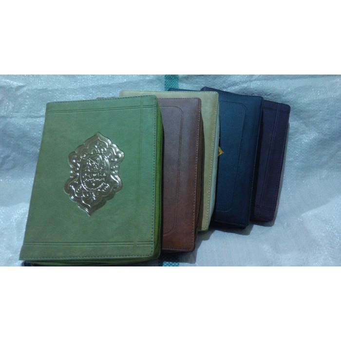 Al-Qur'an Tajwid dan Terjemah Diponegoro A5 / Al Quran Resleting