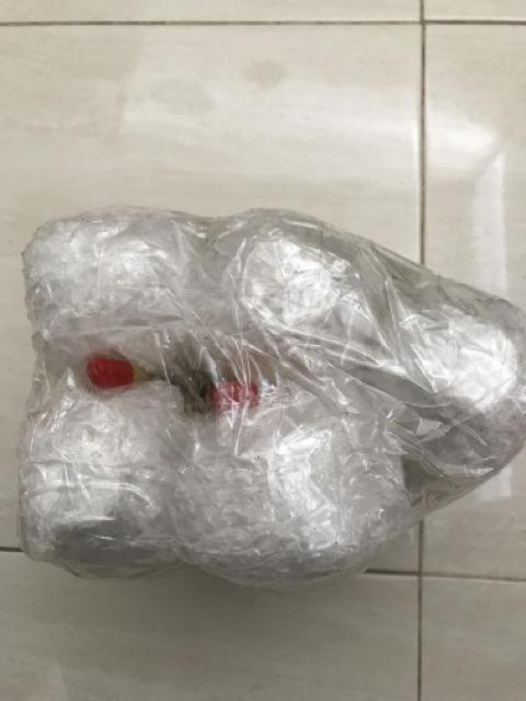 Hexaklin Pembersih Kerak Hitam Keramik Kamar Mandi Paling Ampuh 2 Botol