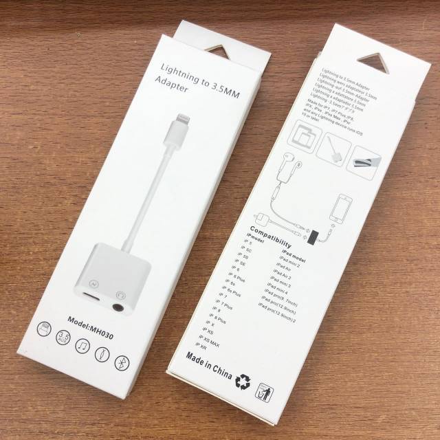 Lightning Iphone To 3.5mm / Dual Lightning Audio &amp; Charge Adapter